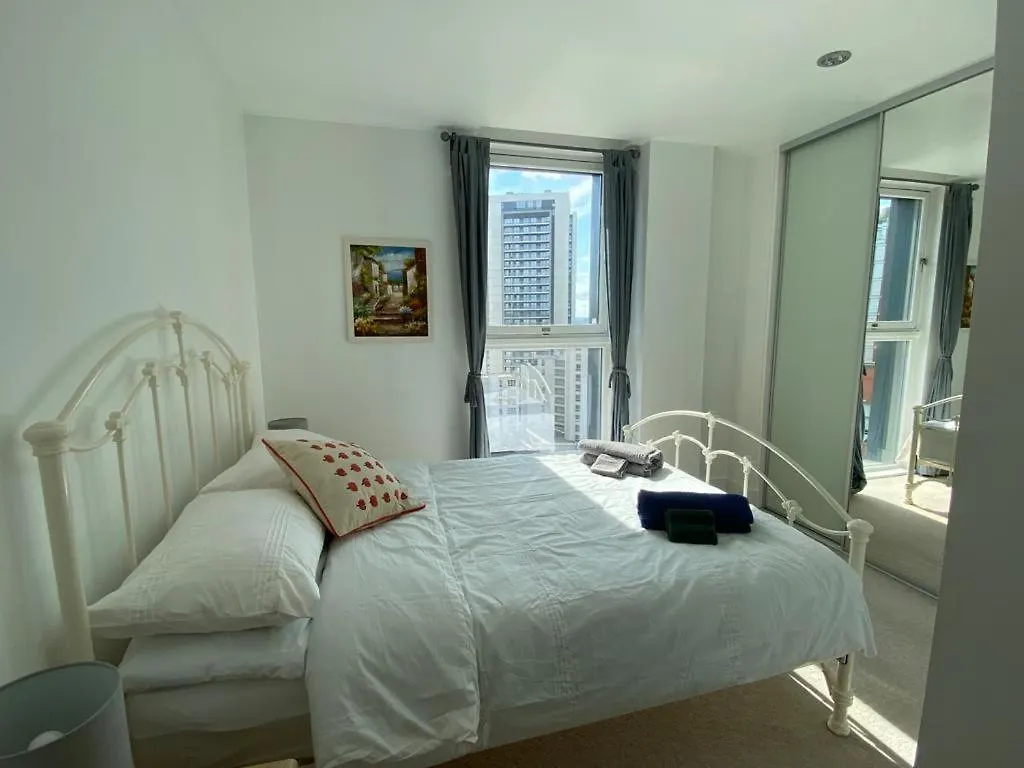 Apartmán Morden 2Bed2Bath London Zone2 City/River View Home