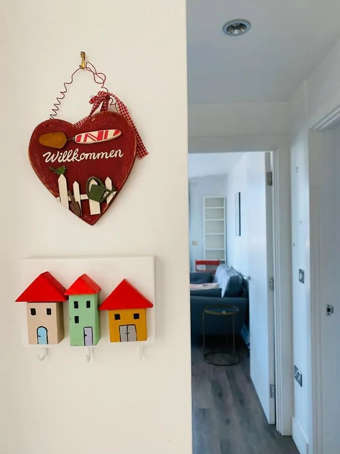 Morden 2Bed2Bath London Zone2 City/River View Home Apartmán